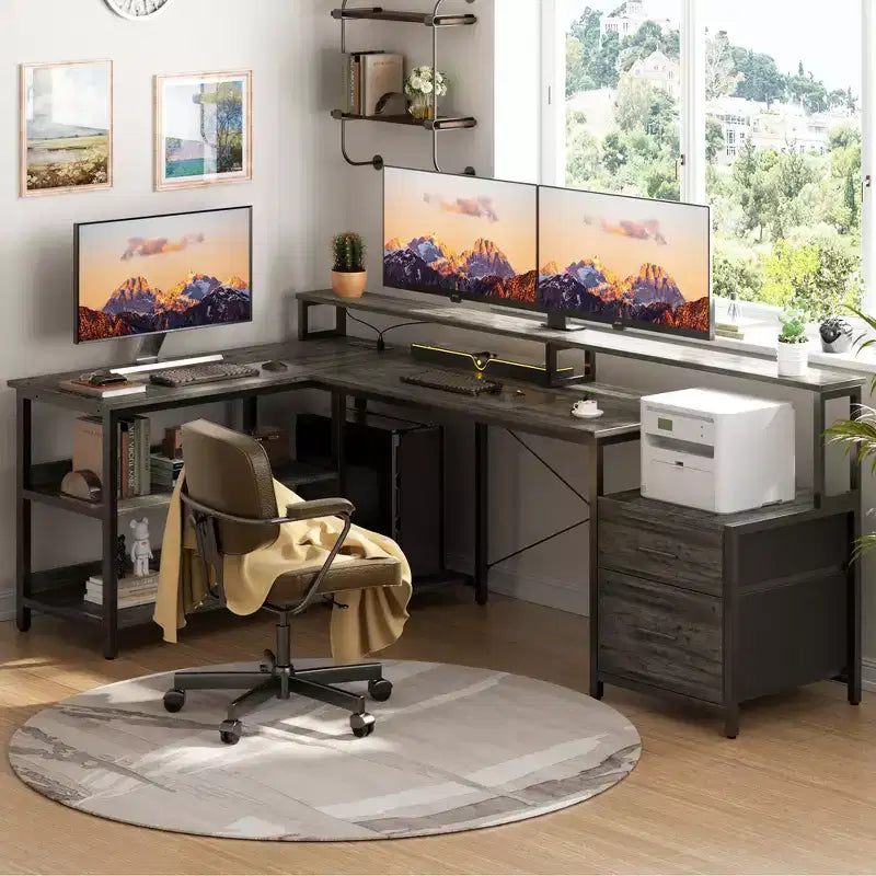Klapptisch in L-Form fürs Büro mit Ladestation