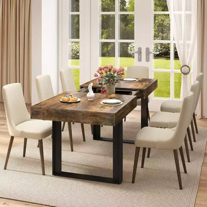 Ausziehbarer Esstisch im Landhausstil