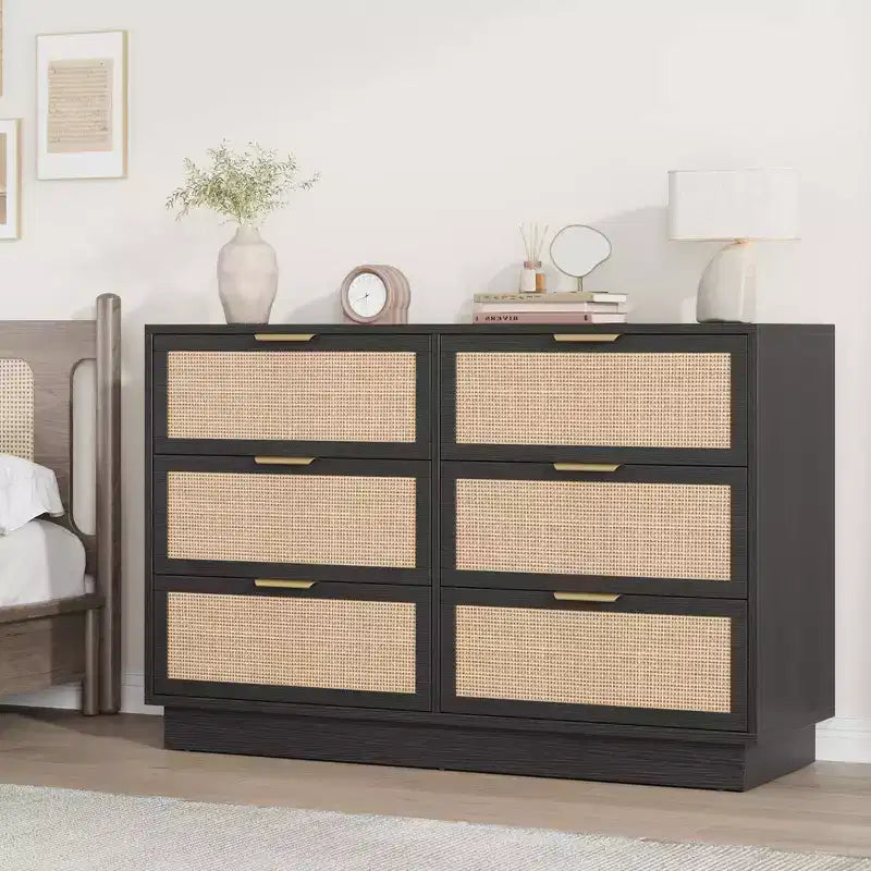 Schminktisch aus Rattan mit sechs Schubladen fürs Schlafzimmer