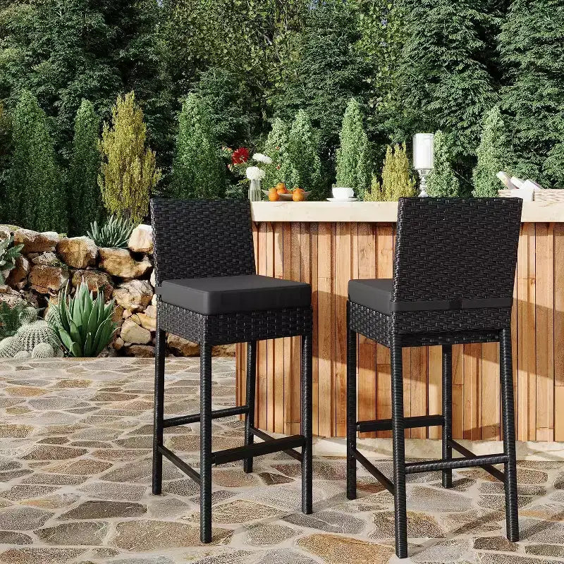 Outdoor-Barhocker-Set aus Rattan