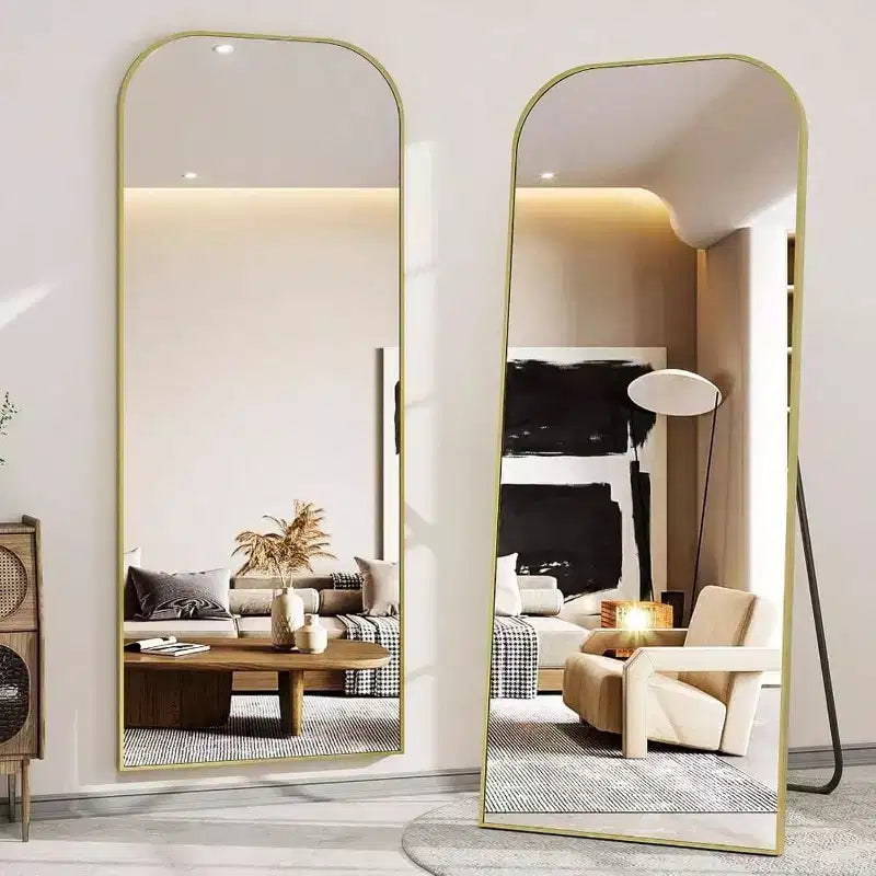 Miroir en pied de style moderne